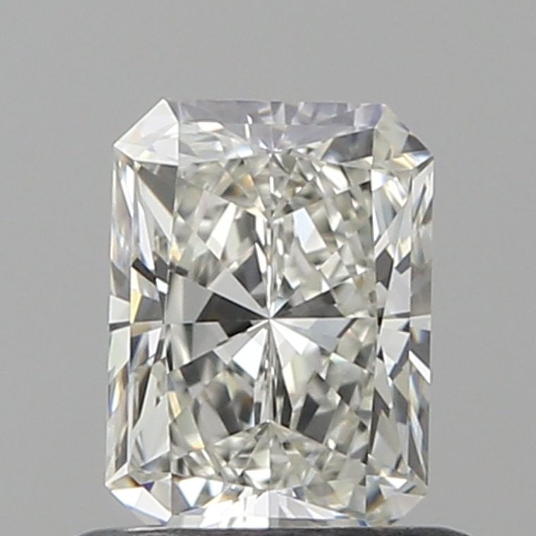 Radiant 0.70ct I VVS1
