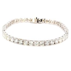 7' Tennis bracelet with 4-prong basket set (42) round diamonds.  D10.76ct.t.w.