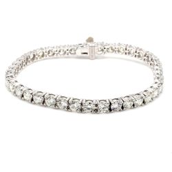 7' Tennis bracelet with 4-prong set (42) round diamonds.  D10.06ct.t.w.