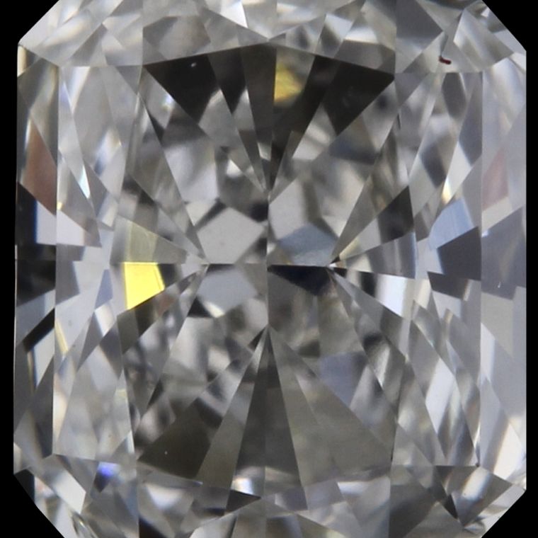 Radiant 0.71ct I SI1