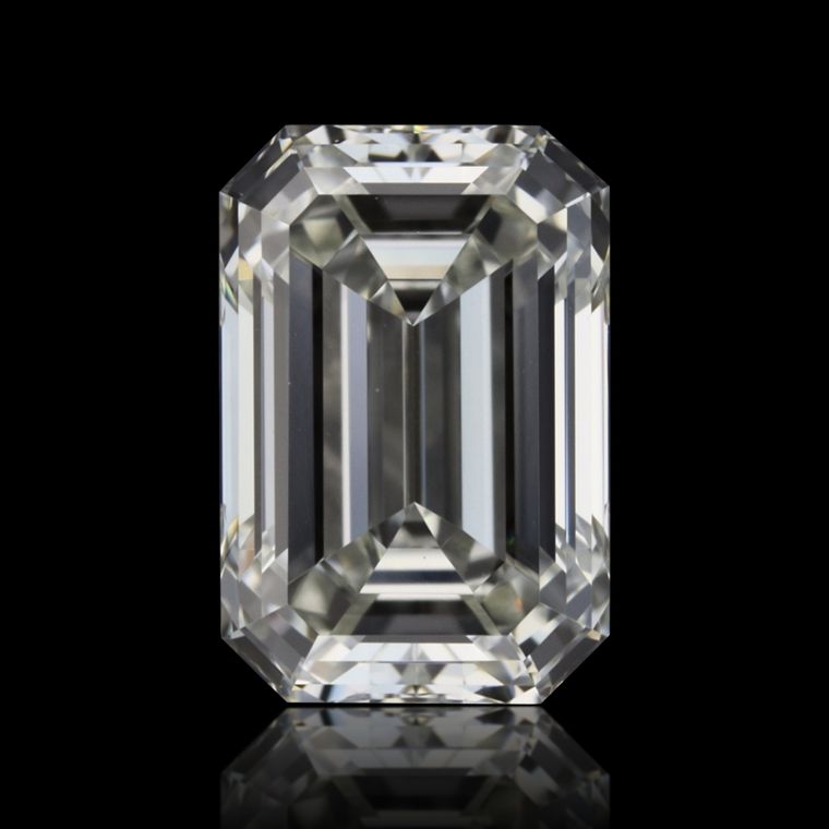 Emerald 0.70ct J VVS2