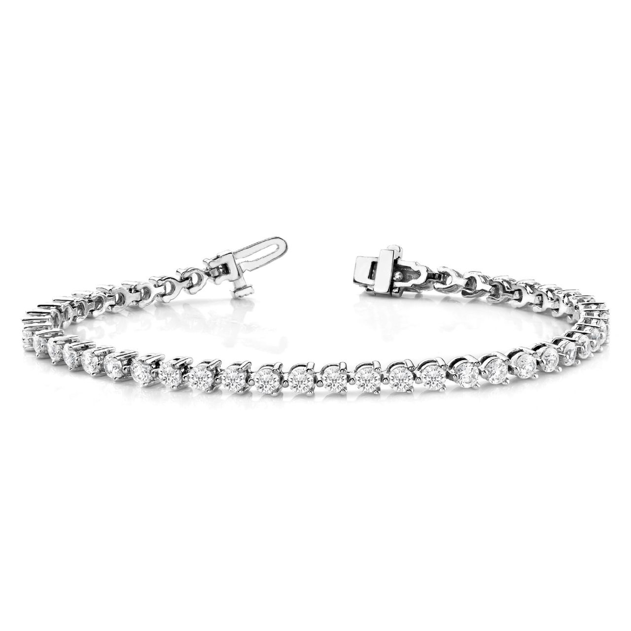 7' Tennis bracelet with 3-prong set (41) round diamonds.  D7.47ct.t.w.
