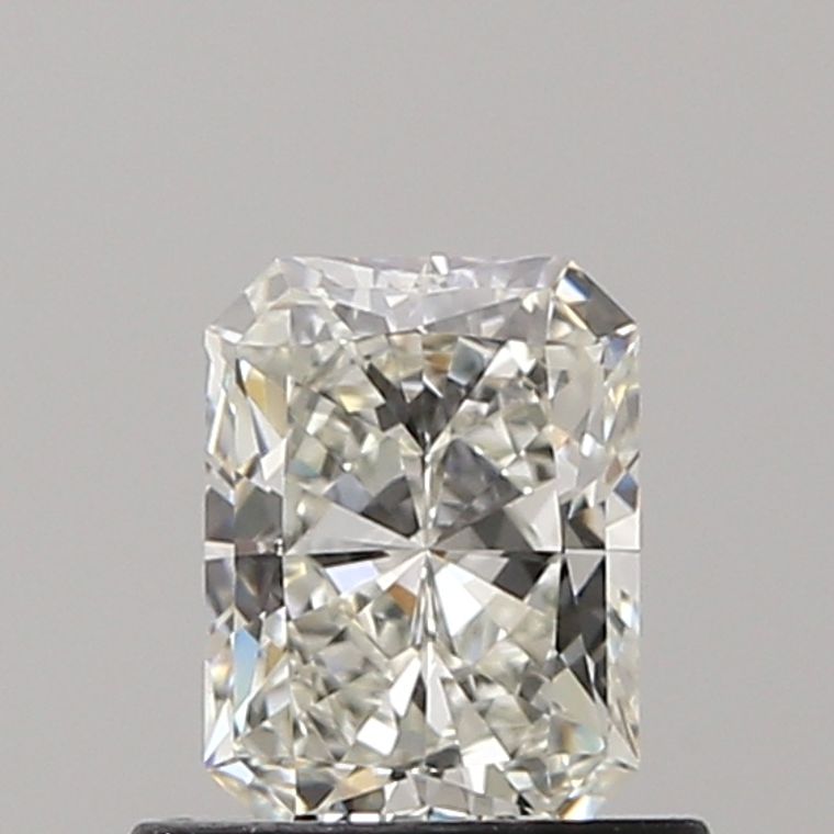 Radiant 0.70ct J VVS2