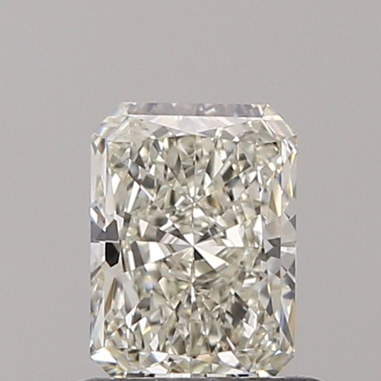 Radiant 0.70ct J VS1