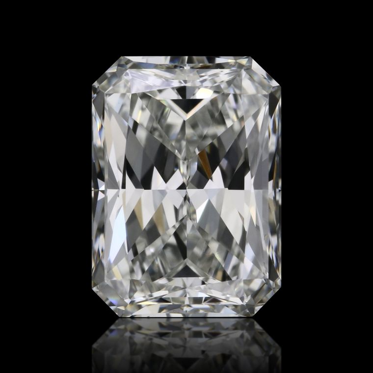 Radiant 0.70ct G VVS2