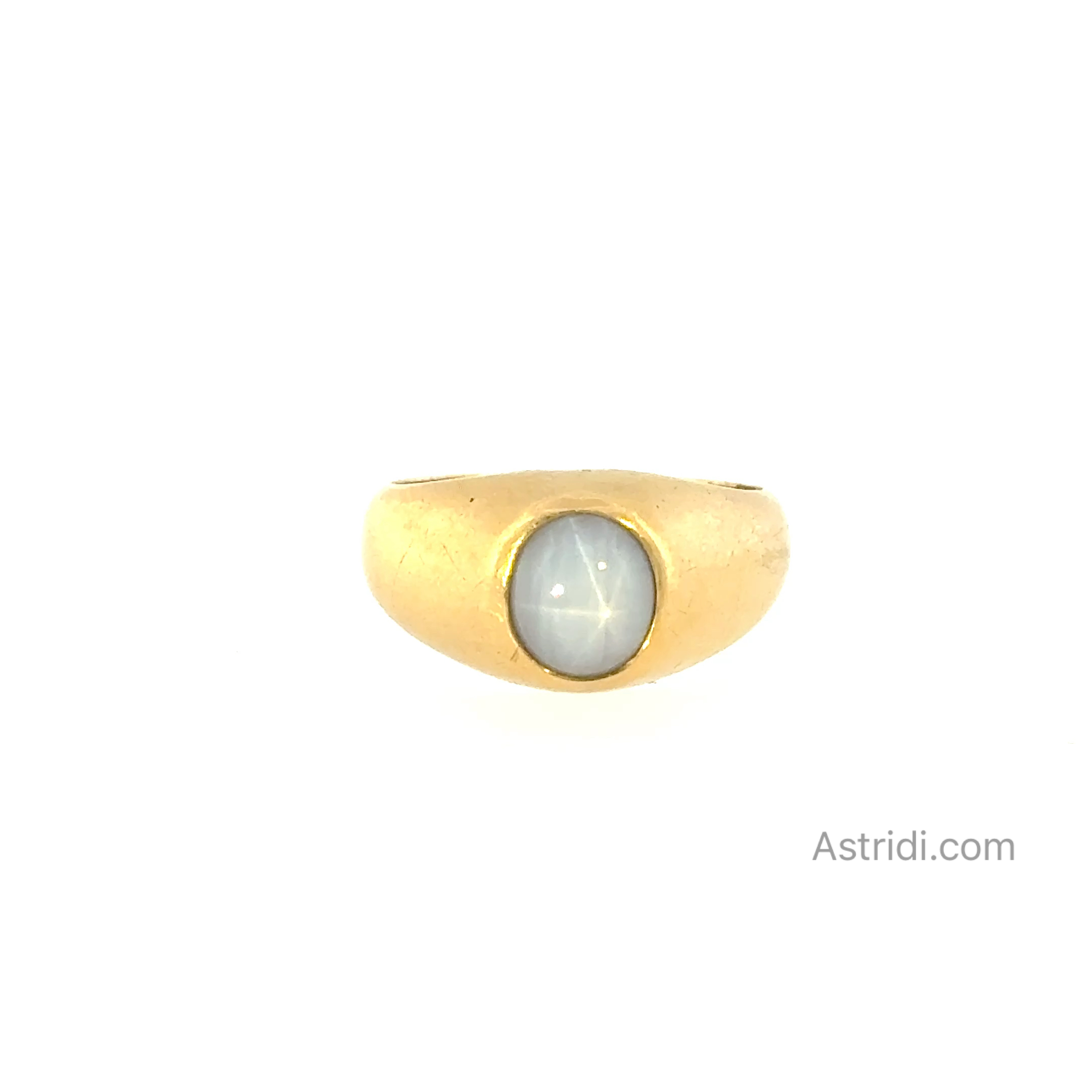 Star Moonstone Ring in 18k gold