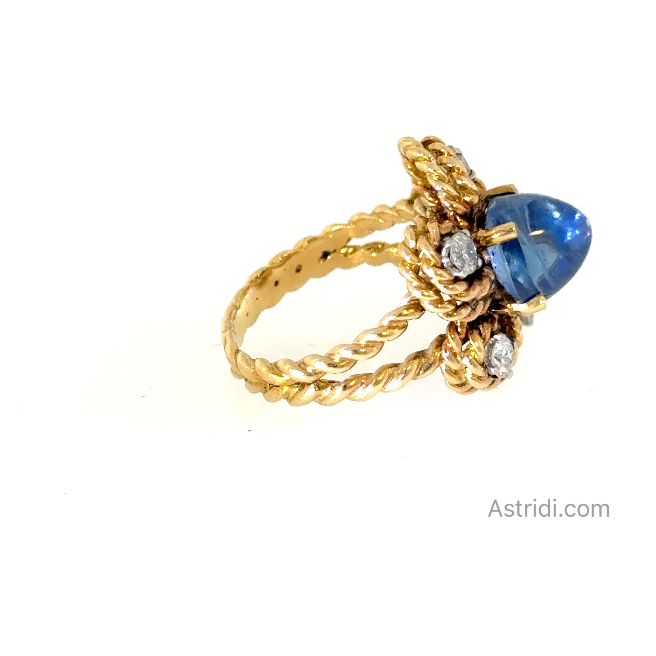 Cabochon Sapphire with Diamonds braided ring in 18k